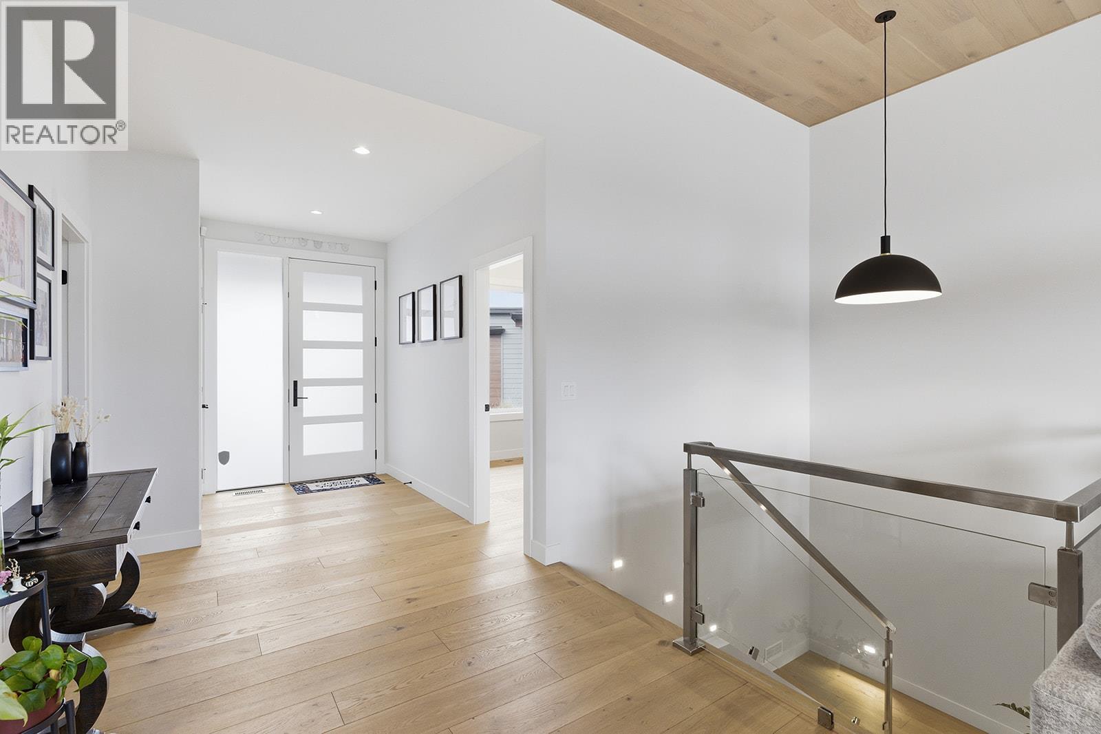 10283 Beacon Hill Drive, Lake Country