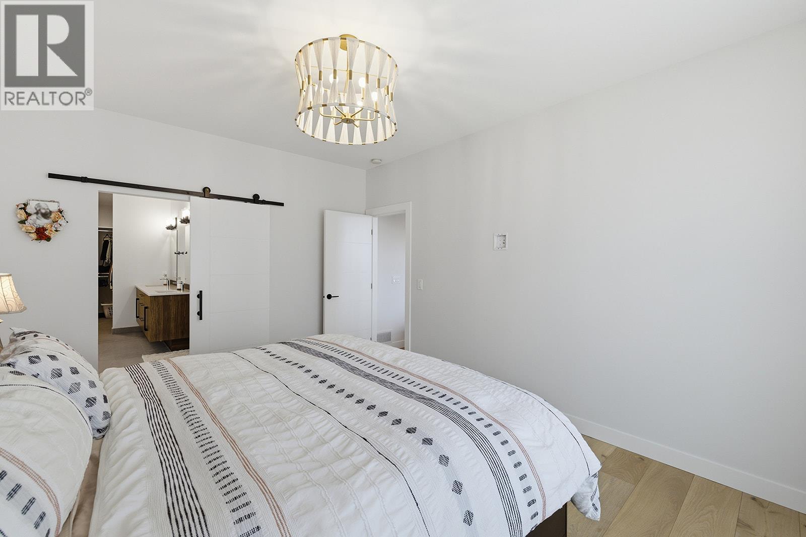 10283 Beacon Hill Drive, Lake Country