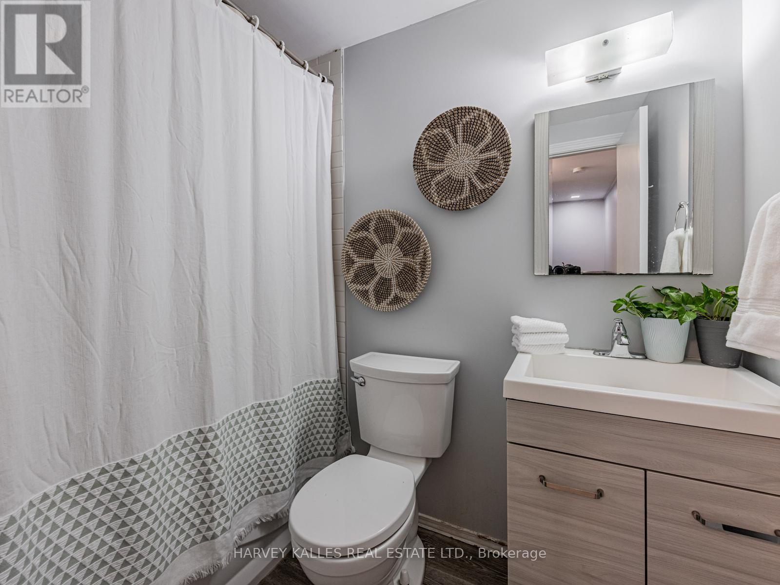 #1 349 DRIFTWOOD AVENUE - 23