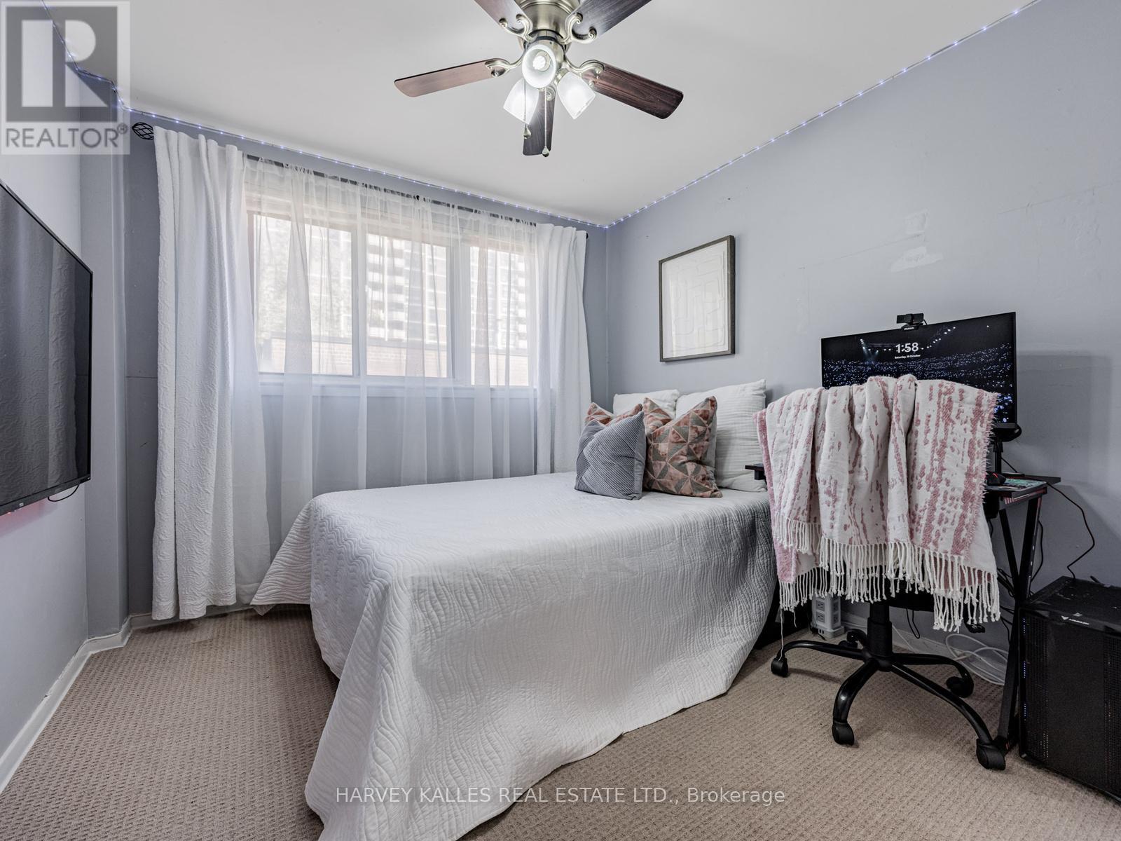 #1 349 DRIFTWOOD AVENUE - 26
