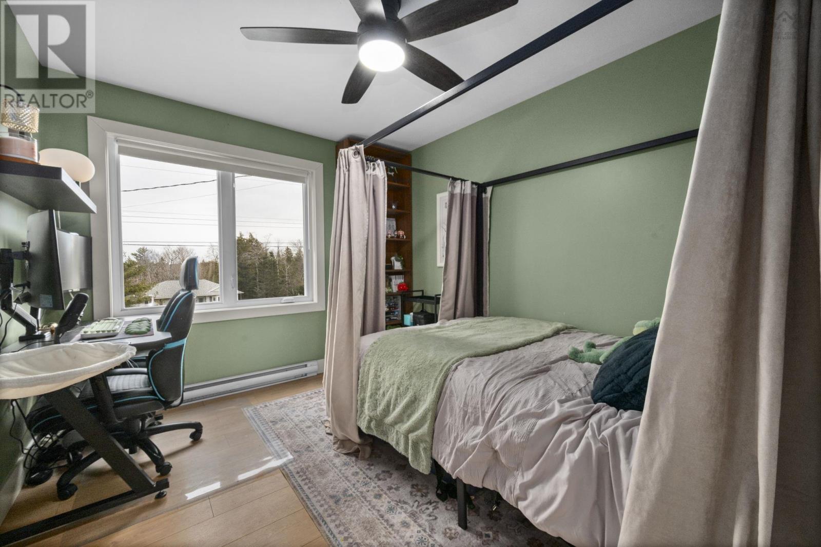 Property 36 of 42 of 100 Trinity Lane