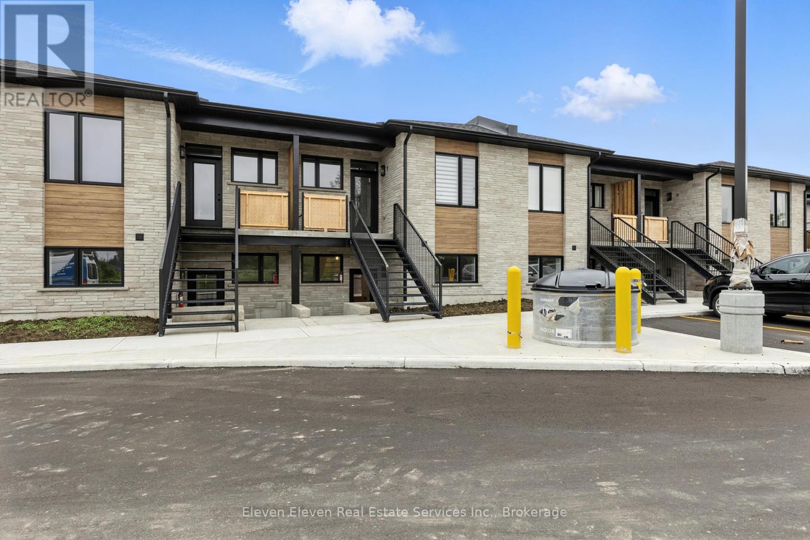 #26 440 WELLINGTON STREET - 4