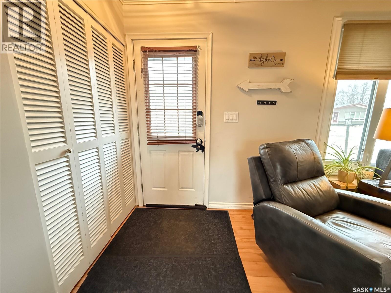 134 Perry CRESCENT - Photo 4 of 33, Estevan, Saskatchewan