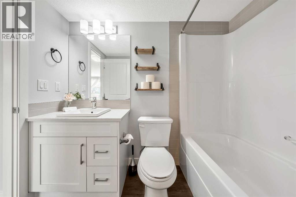 Single Family House for Sale in   Auburn Meadows View SE Auburn Bay Calgary 