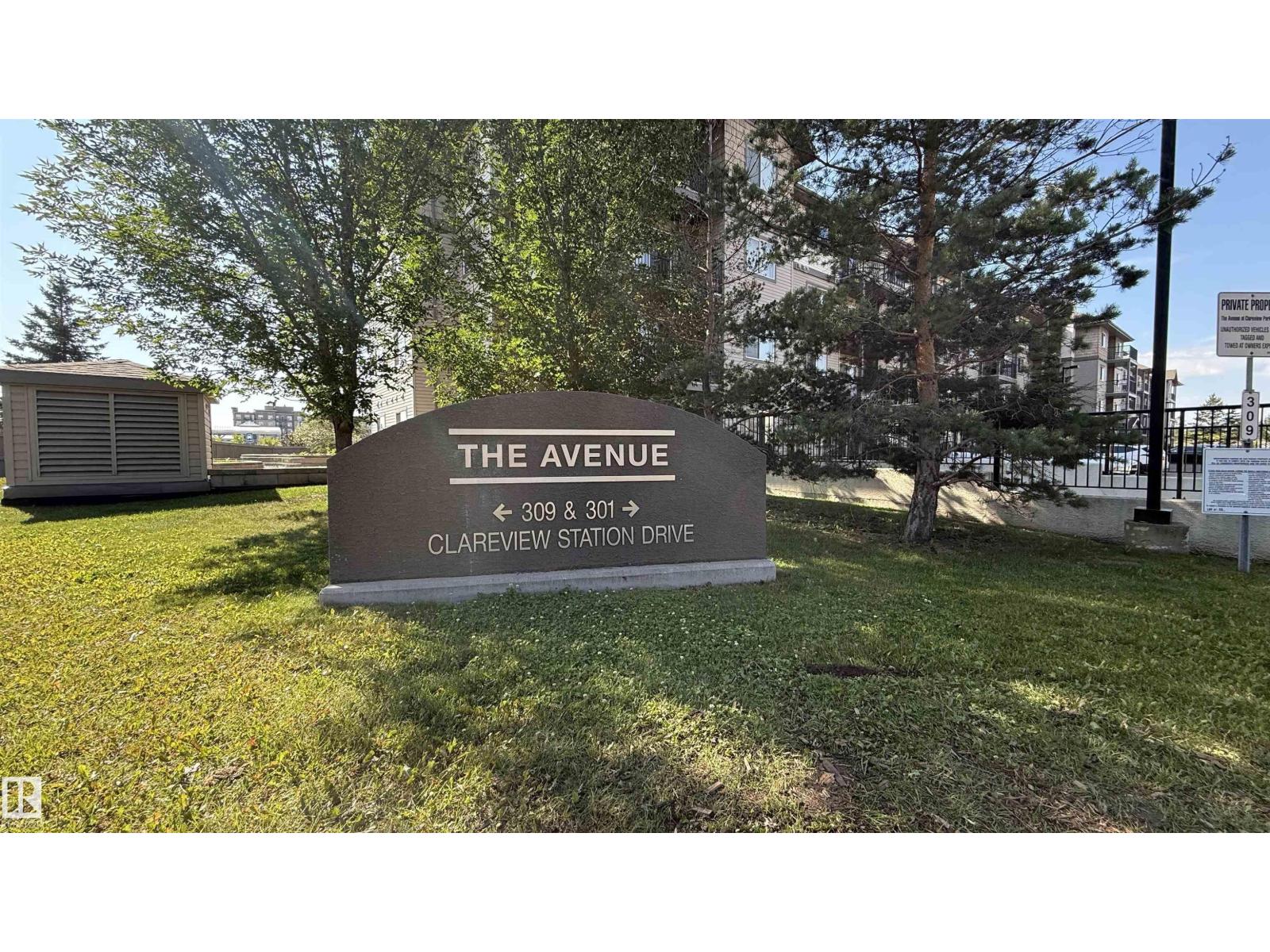 #133 301 CLAREVIEW STATION DR NW, Edmonton