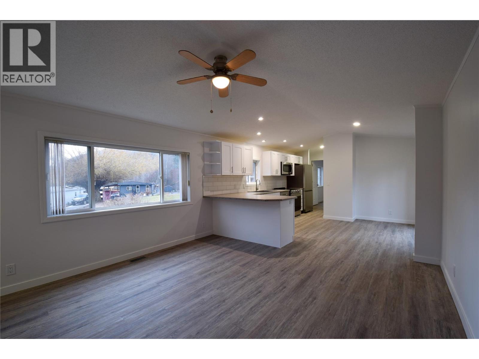 #2 4029 Broadwater Road - 12