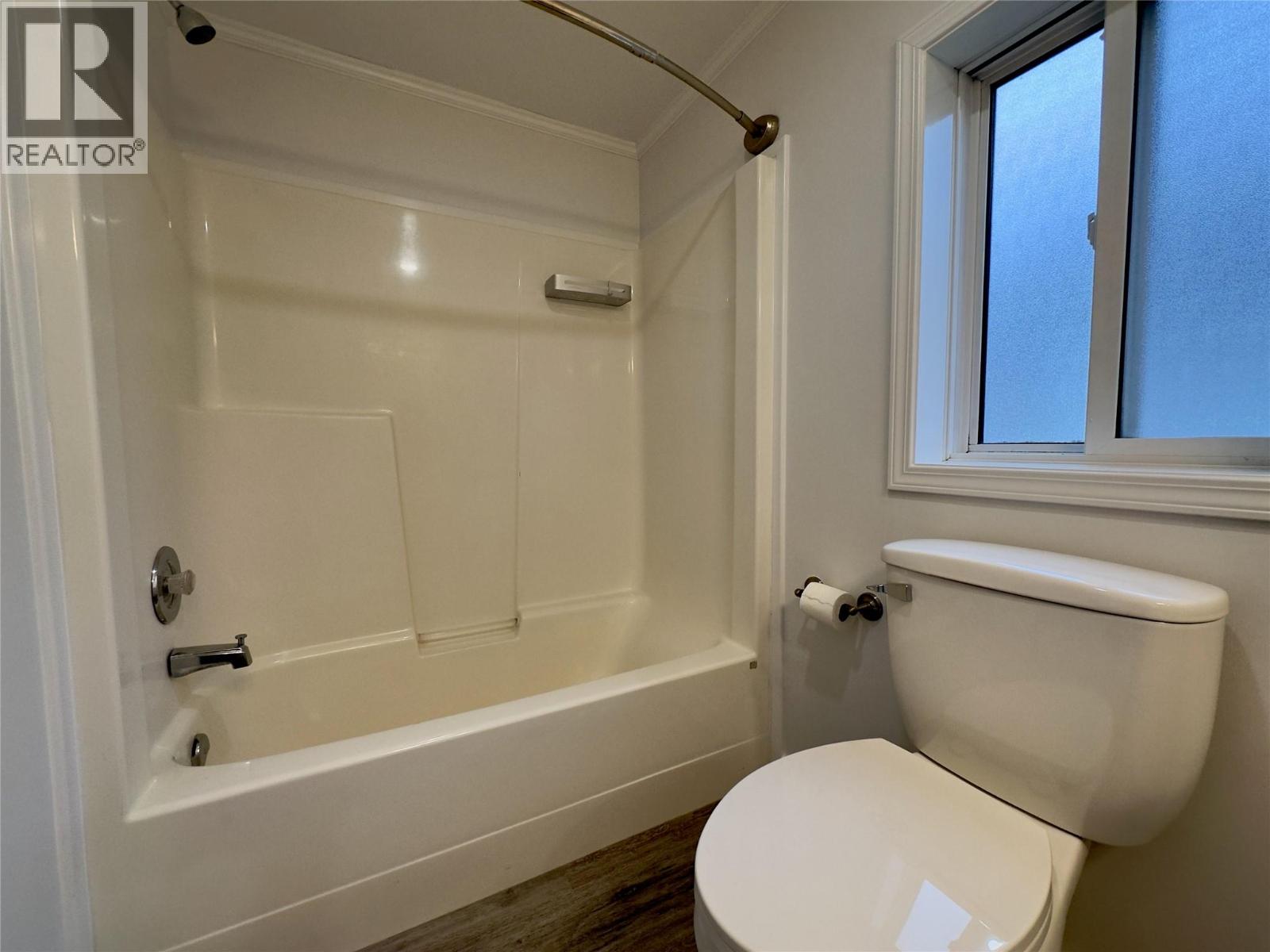 4029 Broadwater Road Unit# 2, Robson