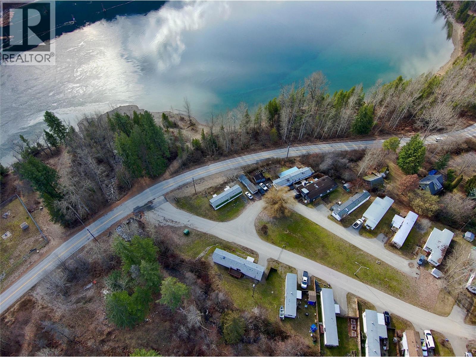 4029 Broadwater Road Unit# 2, Robson