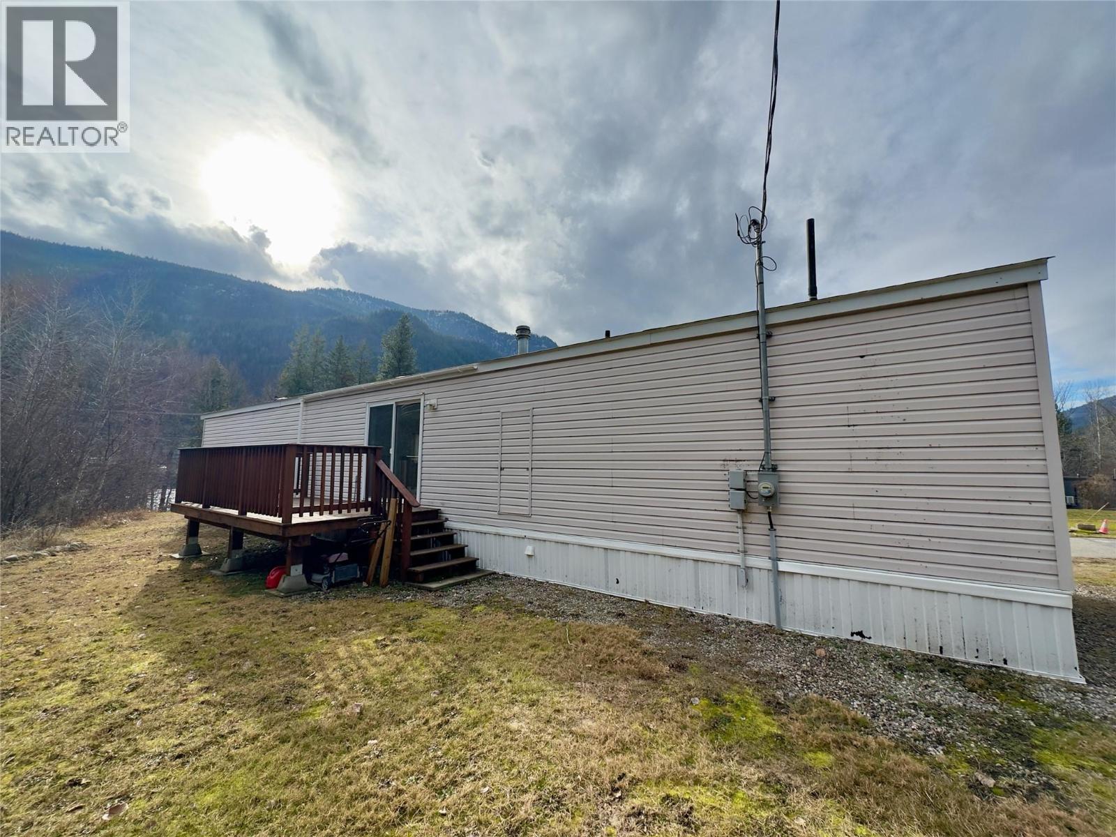 4029 Broadwater Road Unit# 2, Robson