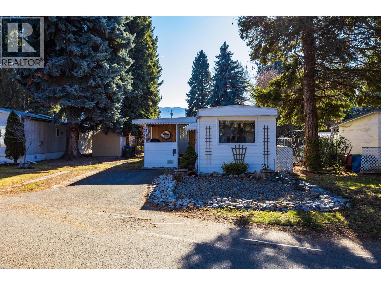 #26 3535 Casorso Road - 1