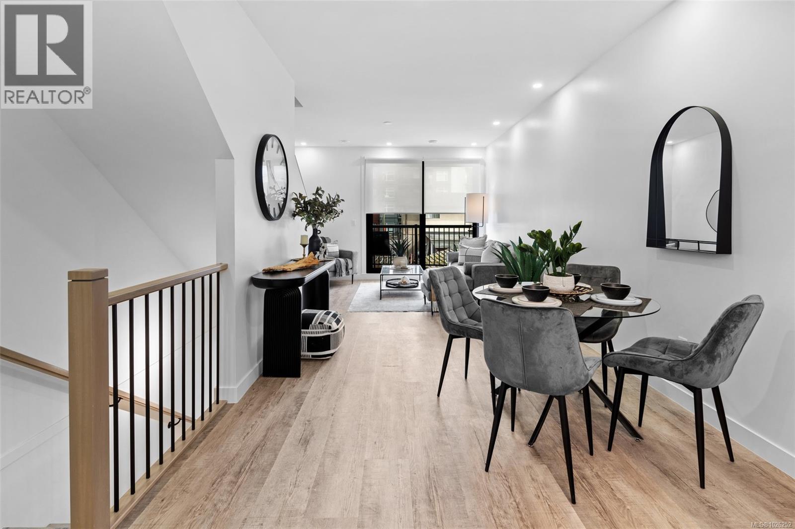 #115 2841 KNOTTY PINE RD - 7