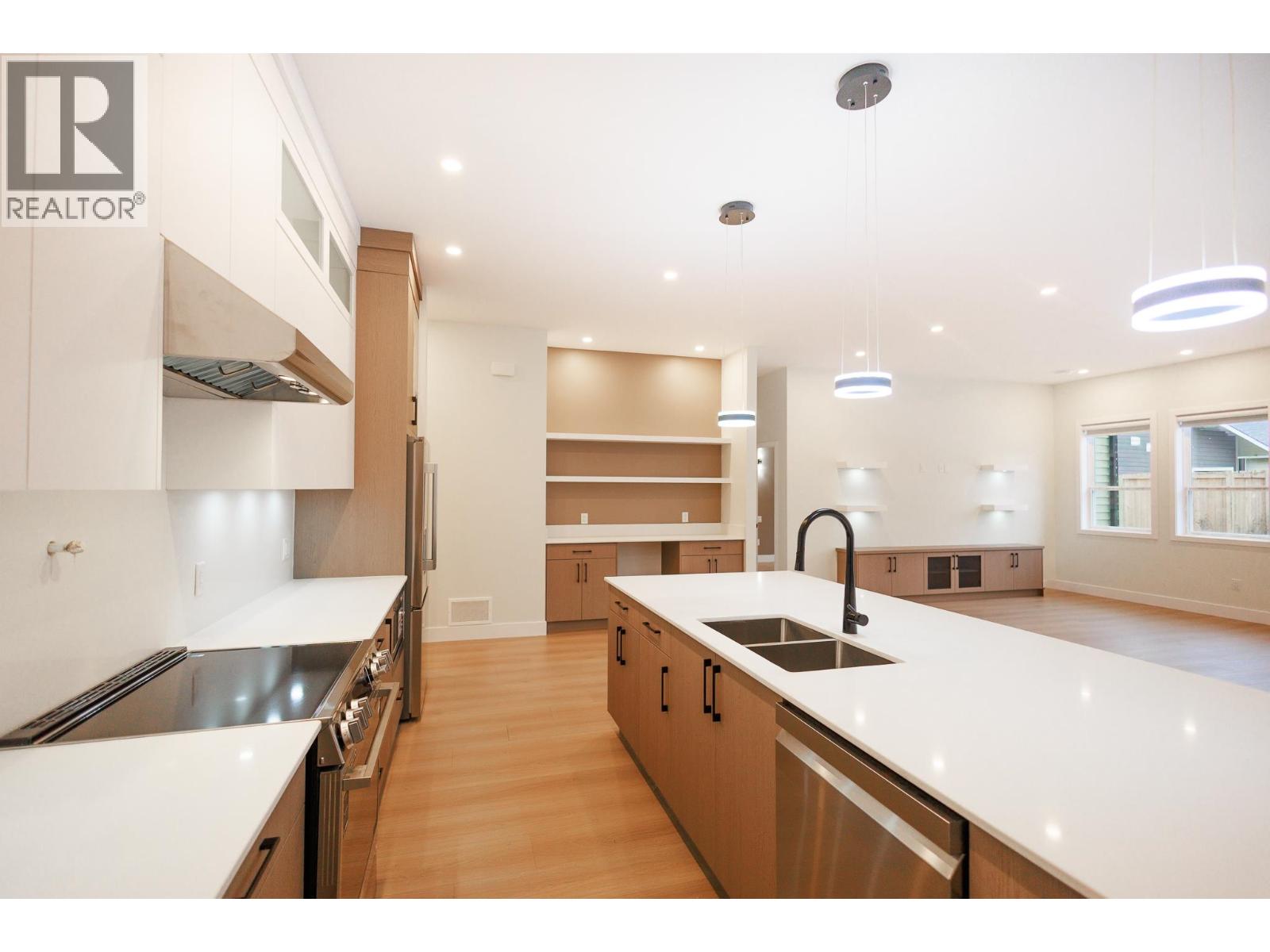 4006 NASH DRIVE, Terrace