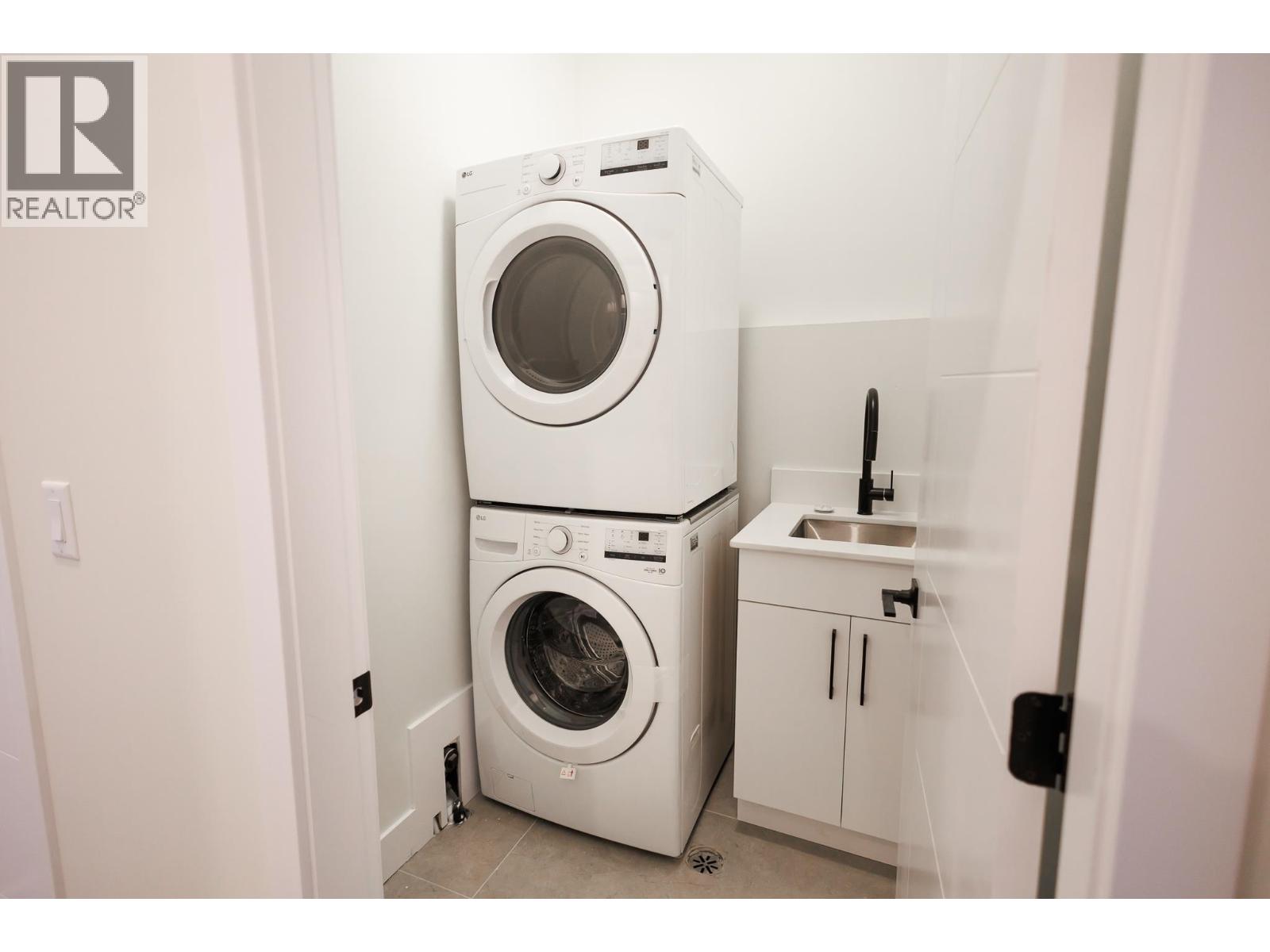 4006 NASH DRIVE, Terrace