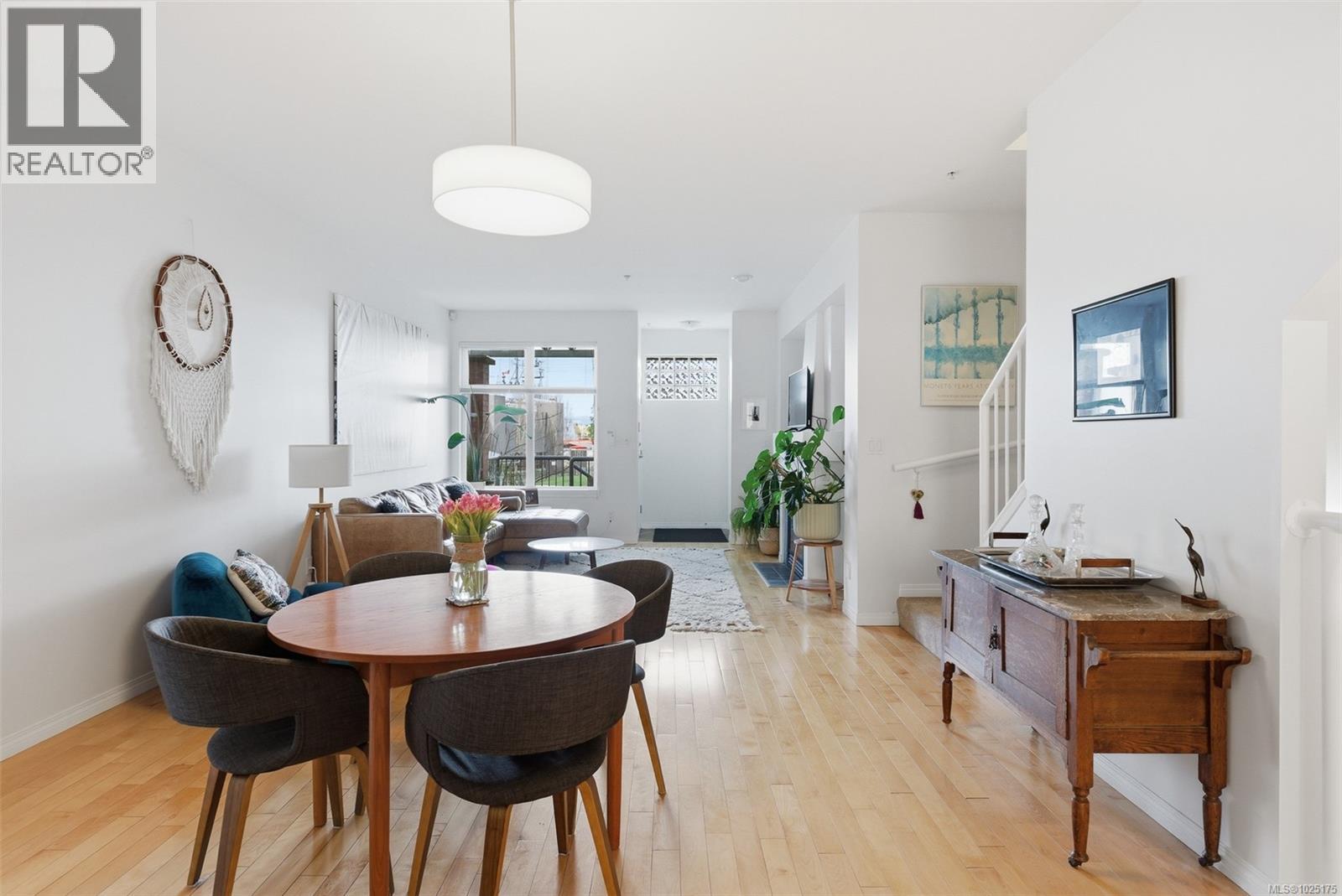 13 60 Dallas Road, Victoria