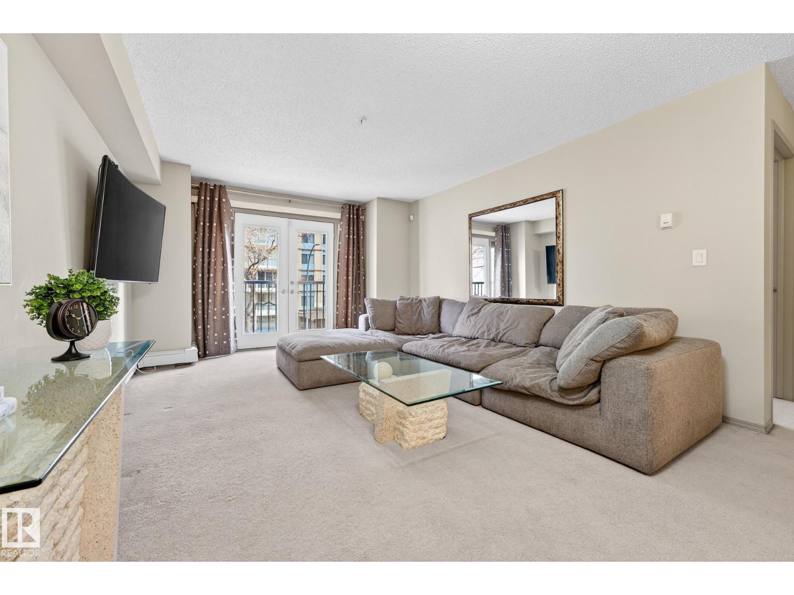 #108 10403 98 AV NW - 13