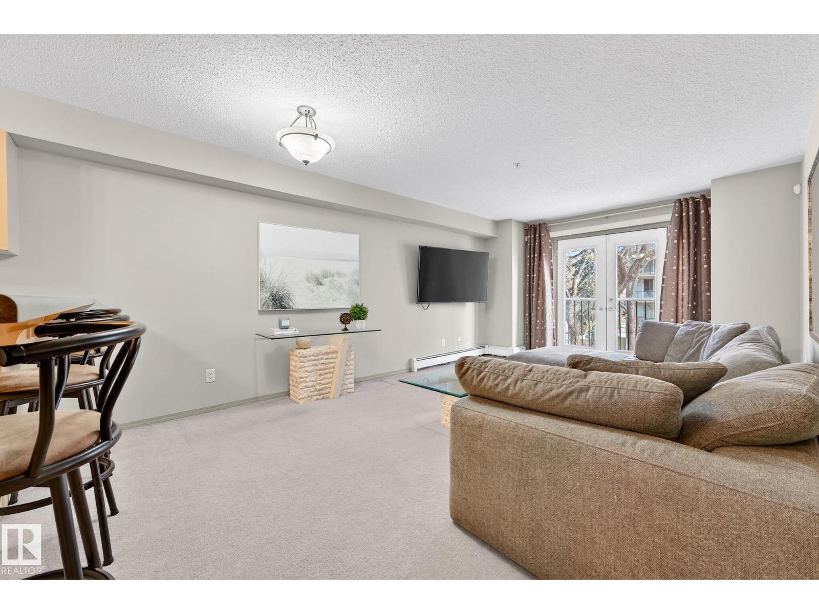 #108 10403 98 AV NW - 12
