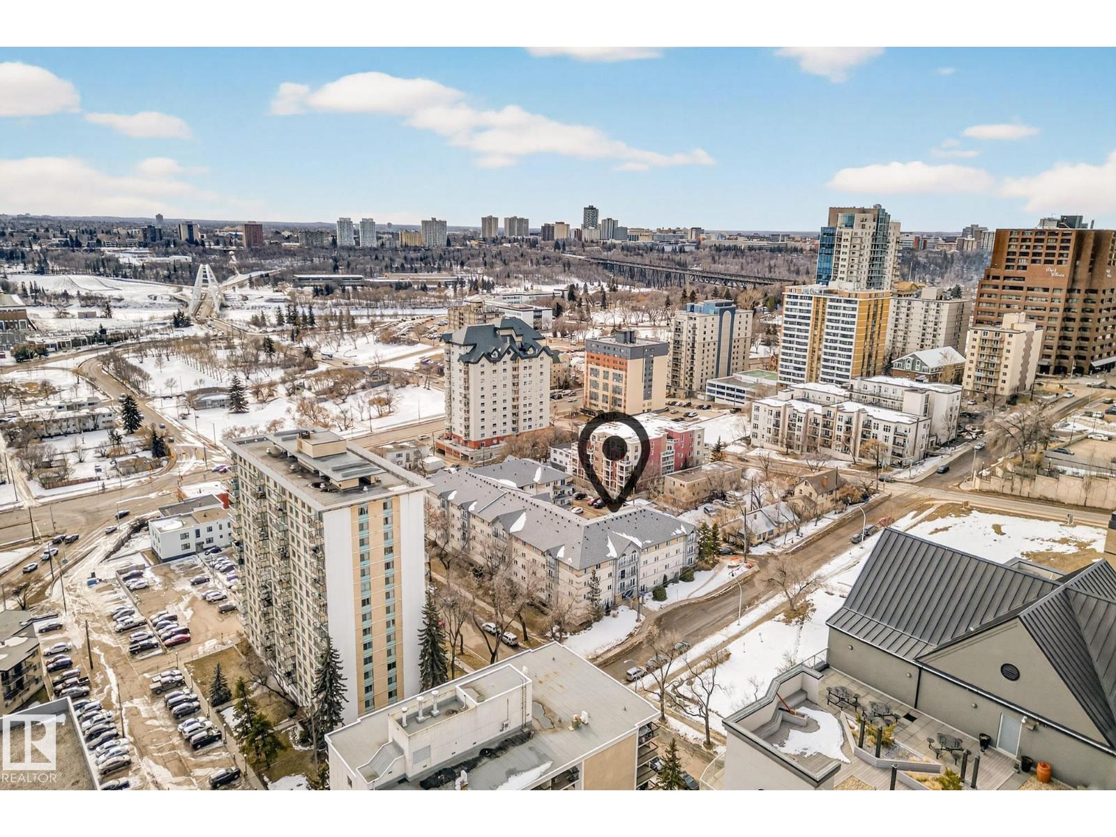 #108 10403 98 AV NW - 40