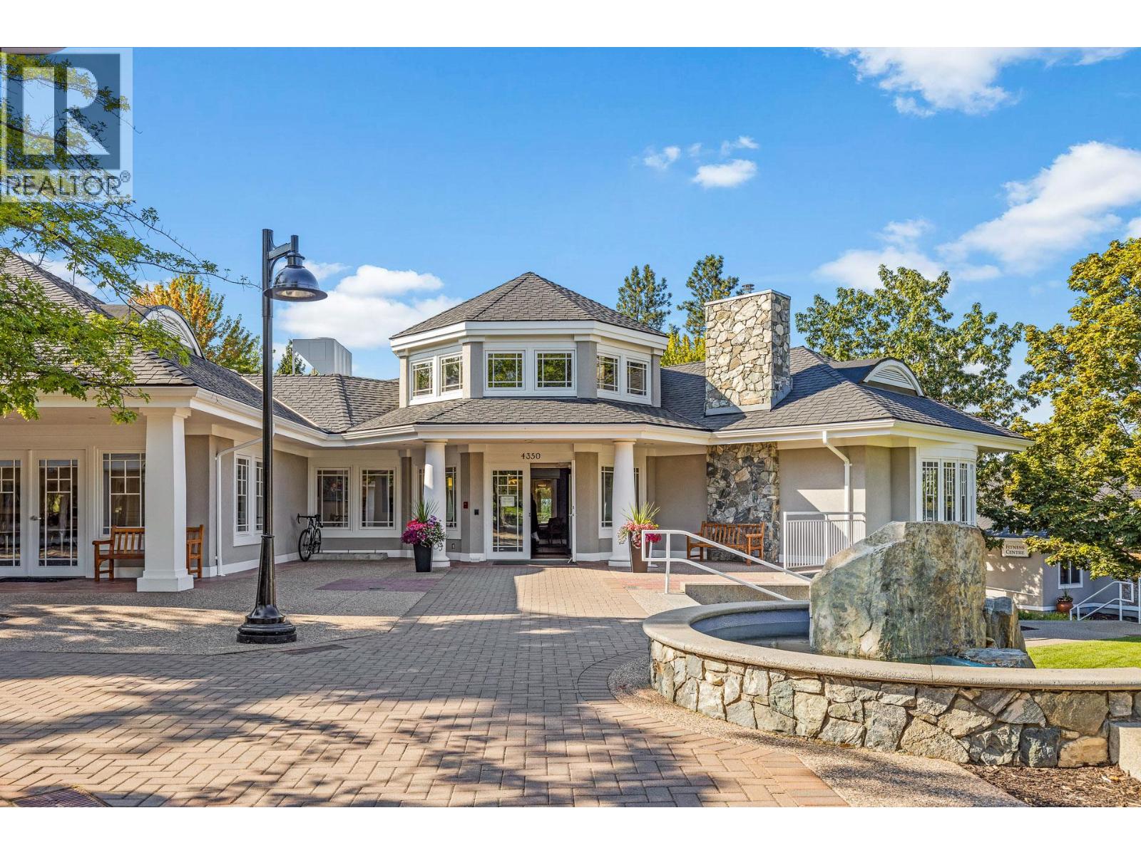 3917 Gallaghers Circle, Kelowna