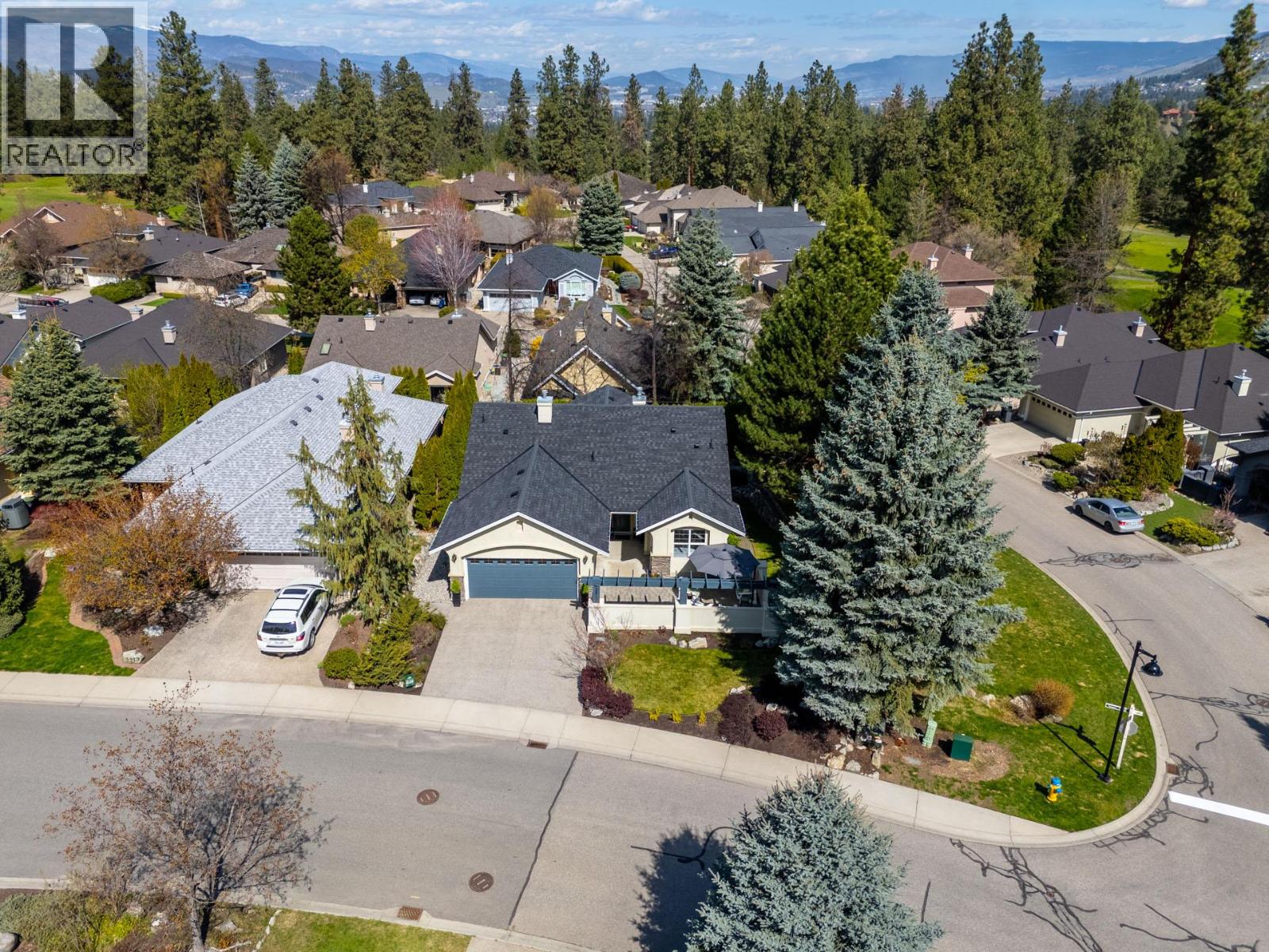 3917 Gallaghers Circle, Kelowna