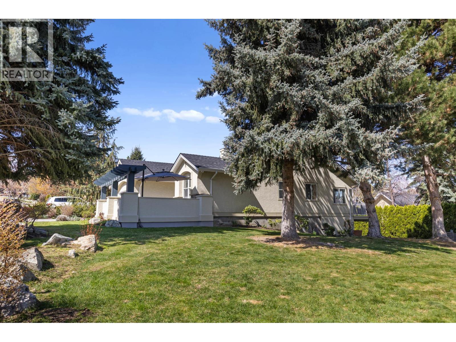 3917 Gallaghers Circle, Kelowna