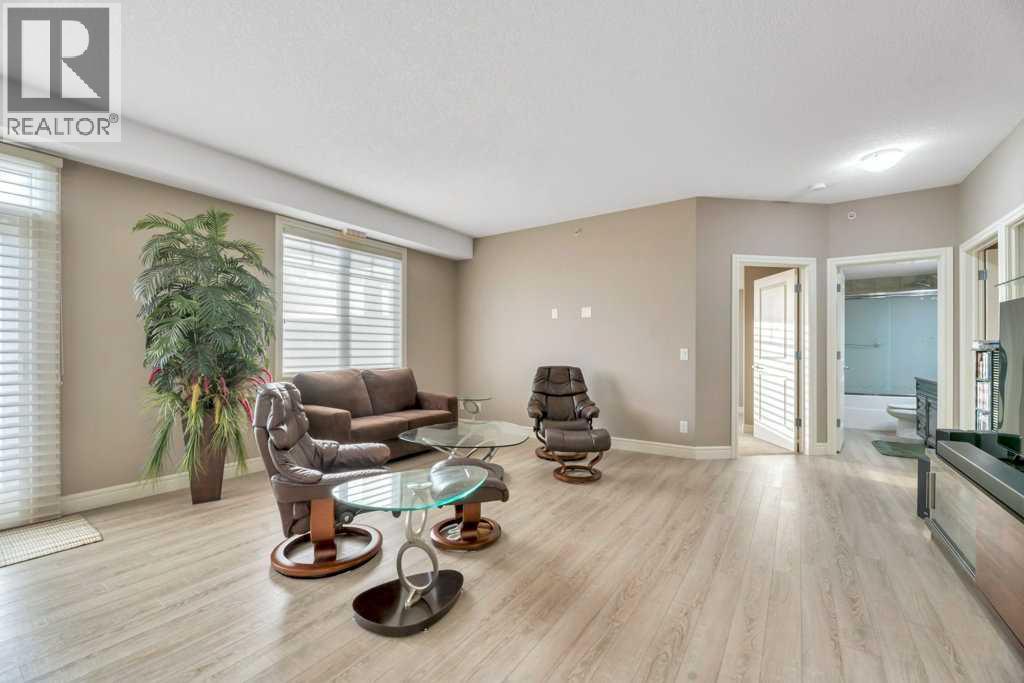 Single Family House for Sale in   Fish Creek Boulevard SW Evergreen Calgary 