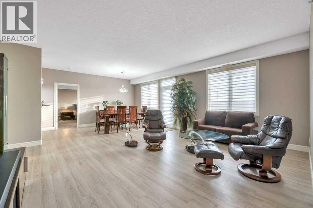 Single Family House for Sale in   Fish Creek Boulevard SW Evergreen Calgary 