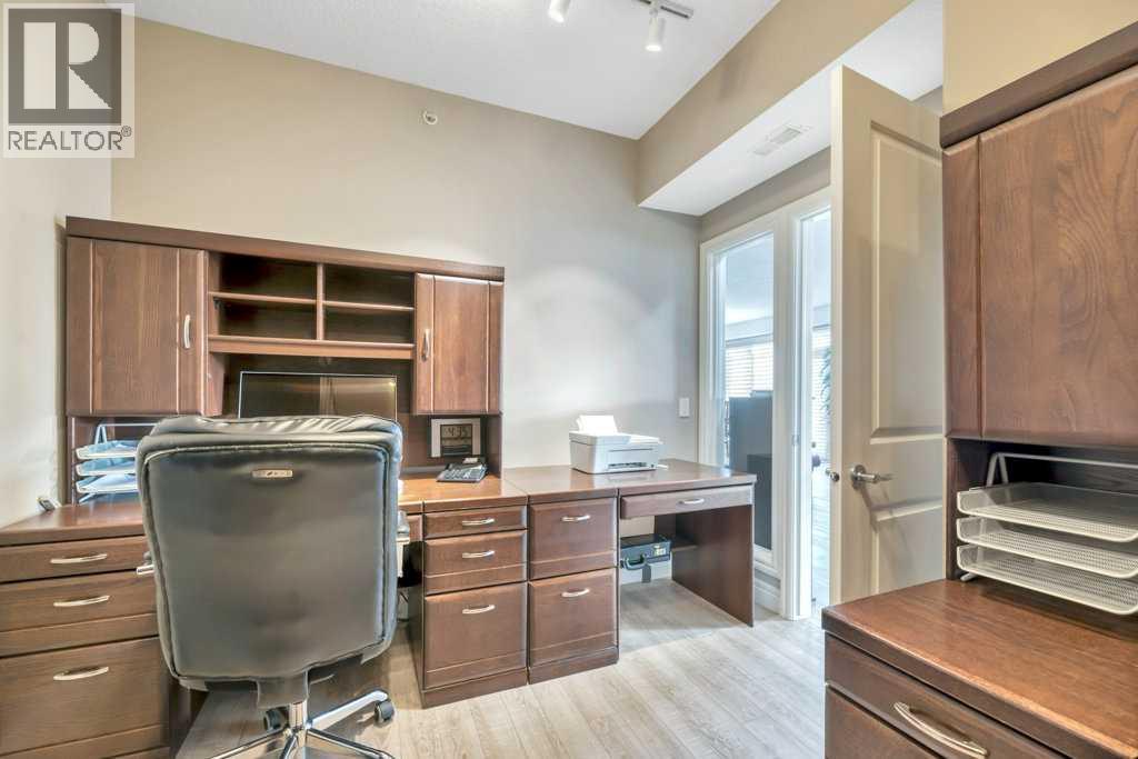 Single Family House for Sale in   Fish Creek Boulevard SW Evergreen Calgary 