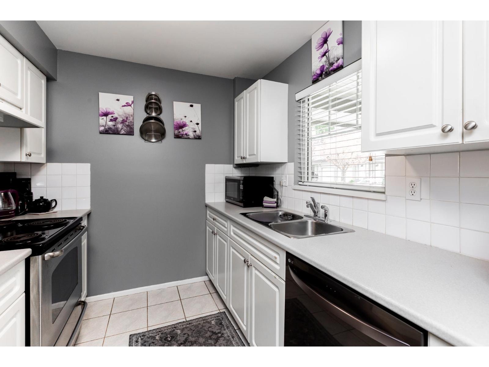 54 8892 208 STREET, Langley