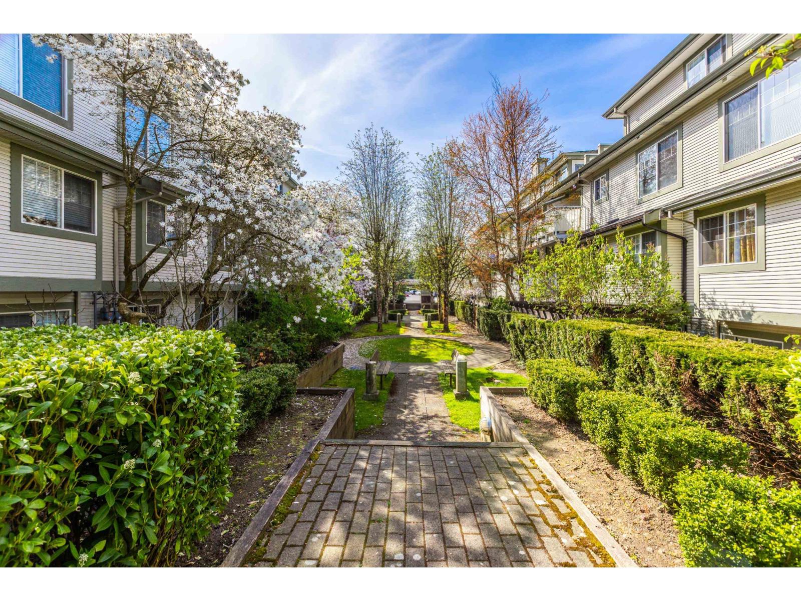 54 8892 208 STREET, Langley