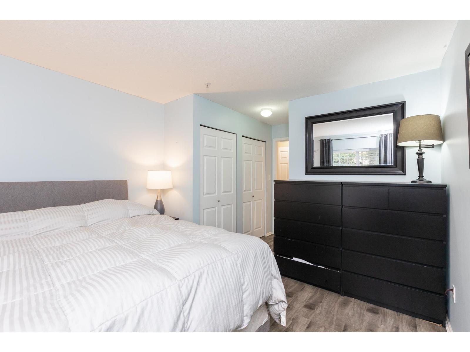 54 8892 208 STREET, Langley