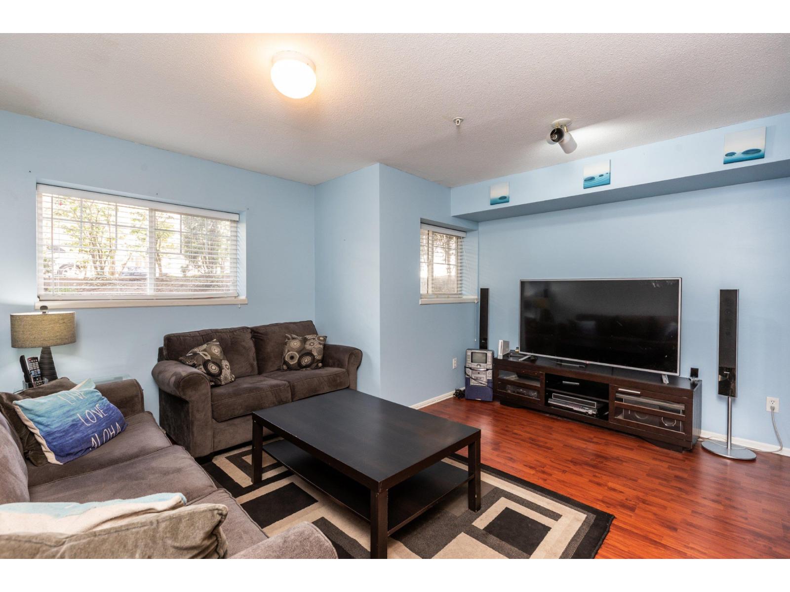 54 8892 208 STREET, Langley