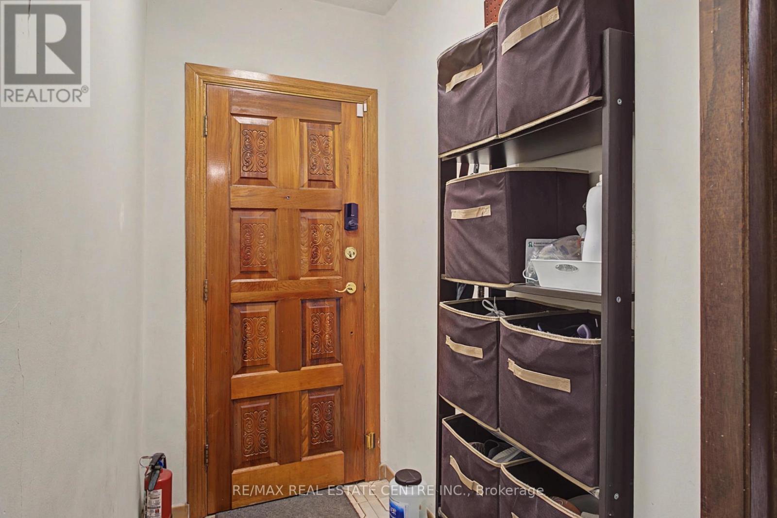 224 LIVINGSTONE AVENUE - Photo 5 of 25, Toronto (Briar Hill-Belgravia), Ontario