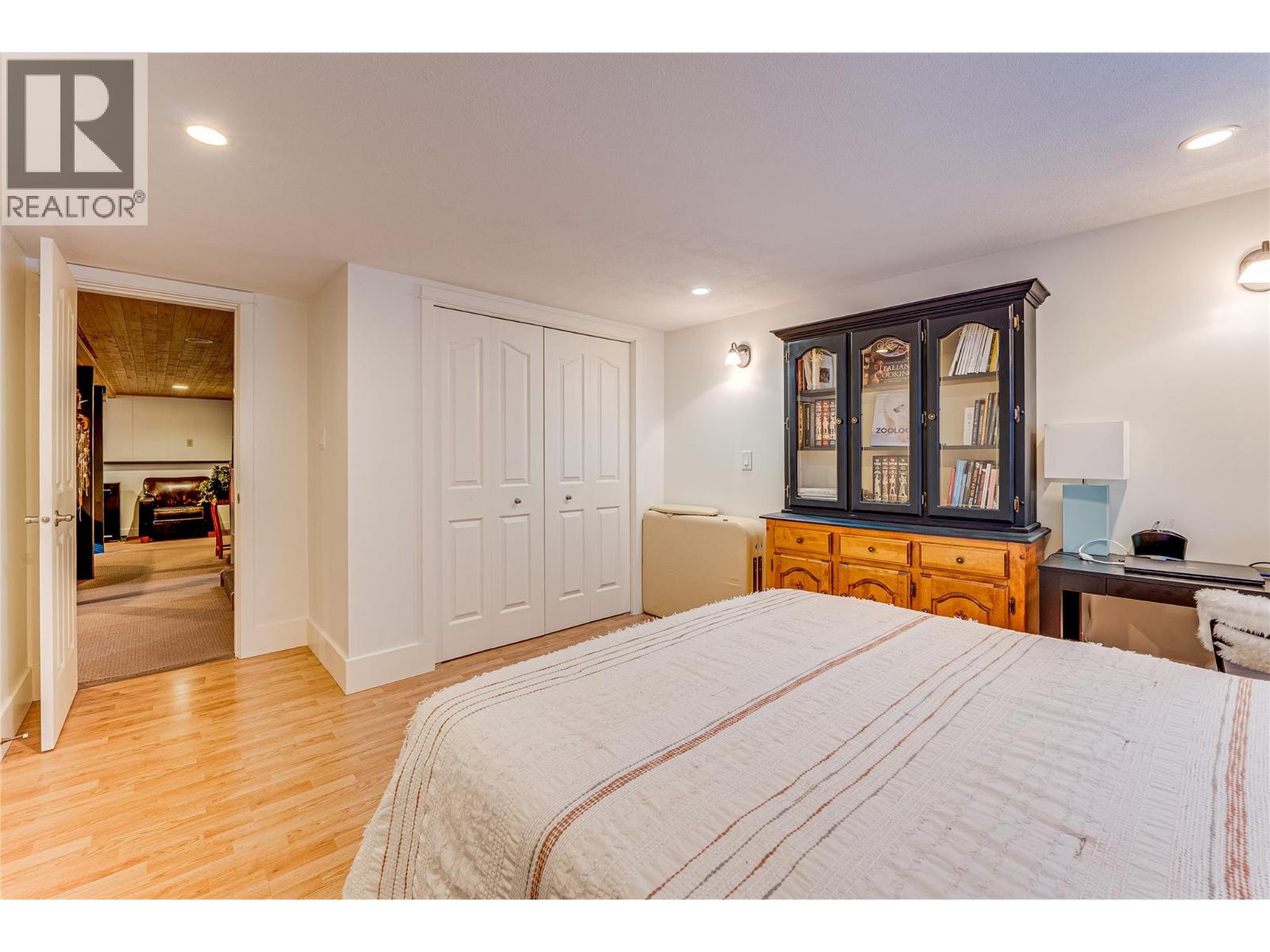 409 Hummingbird Avenue, Vernon