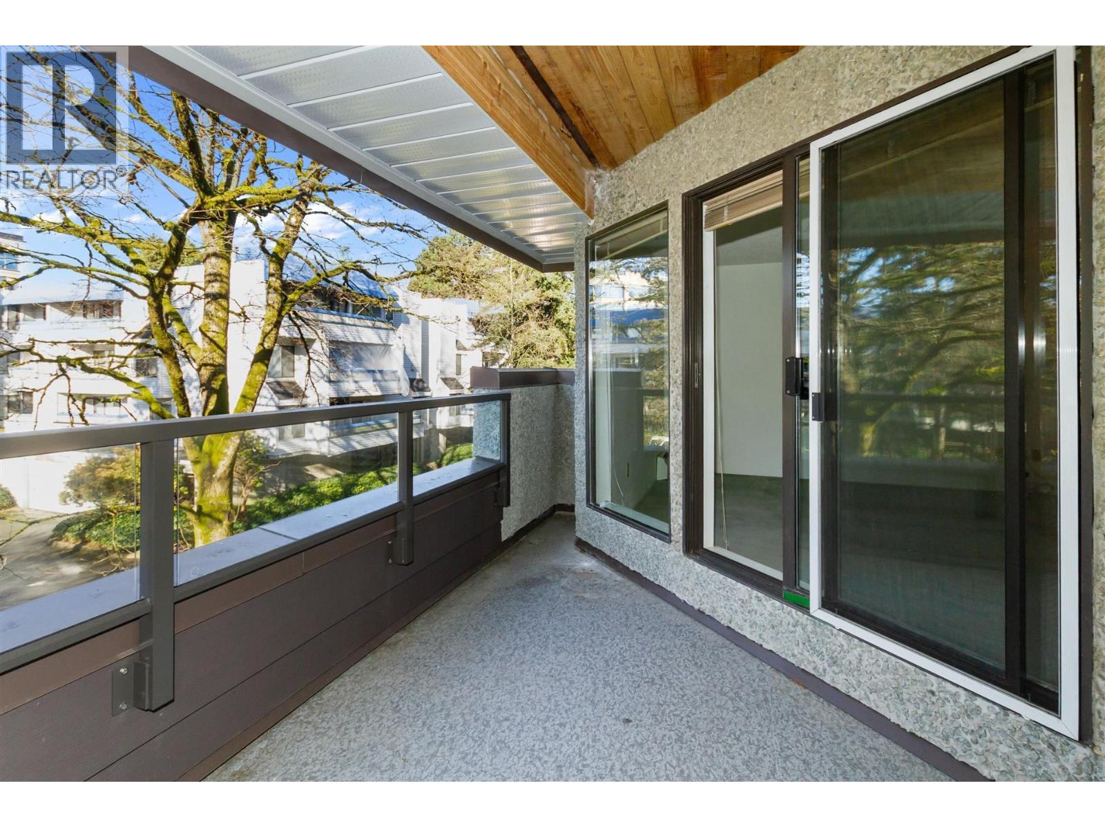 219 8460 ACKROYD ROAD, Richmond