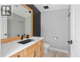 1407 Leffler Rd, Errington, BC V0R1V0 Photo 28