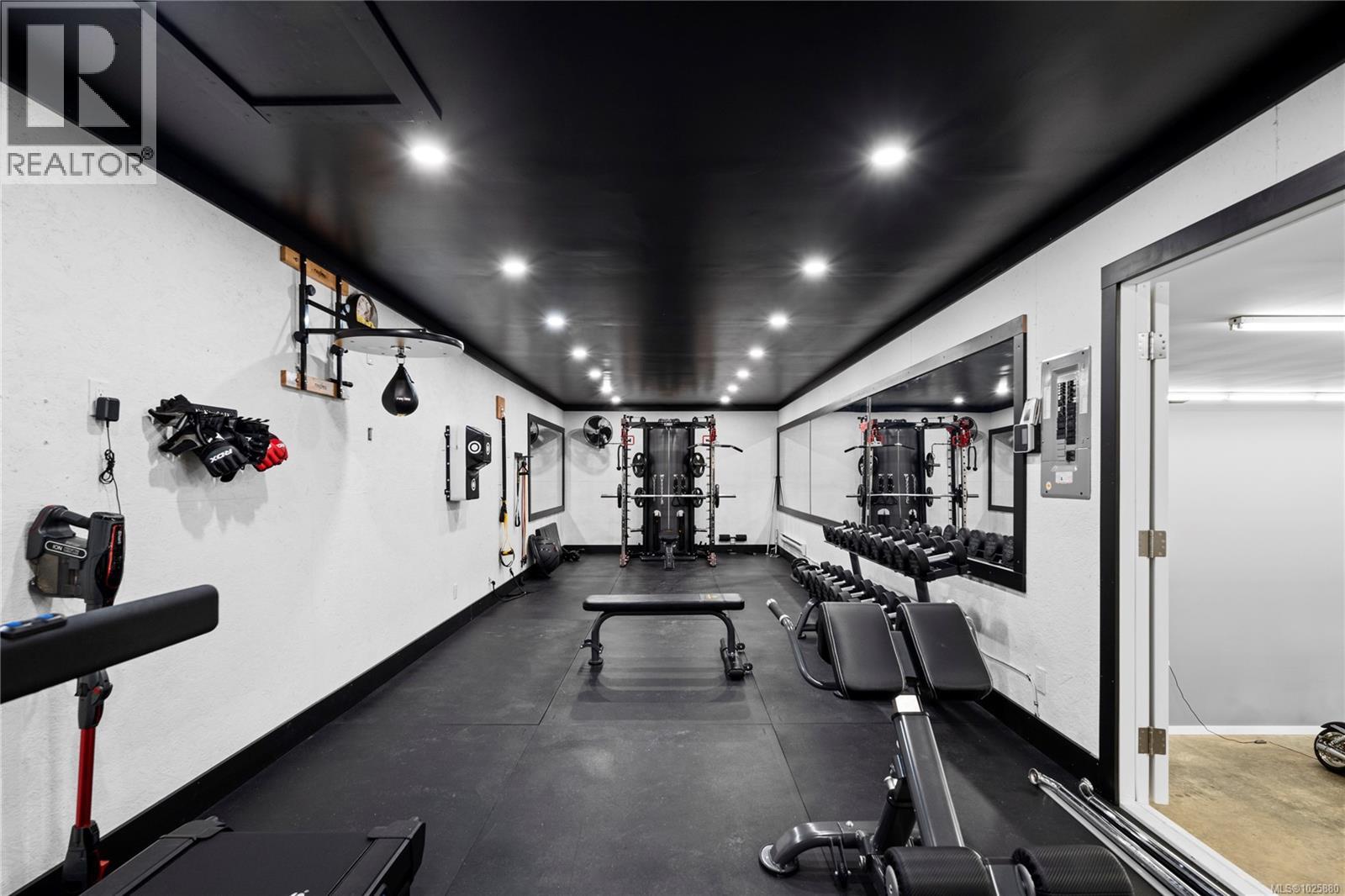 1407 LEFFLER RD - 33