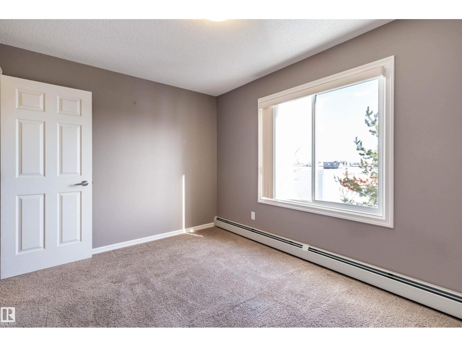 #307 2203 44 AV NW, Edmonton