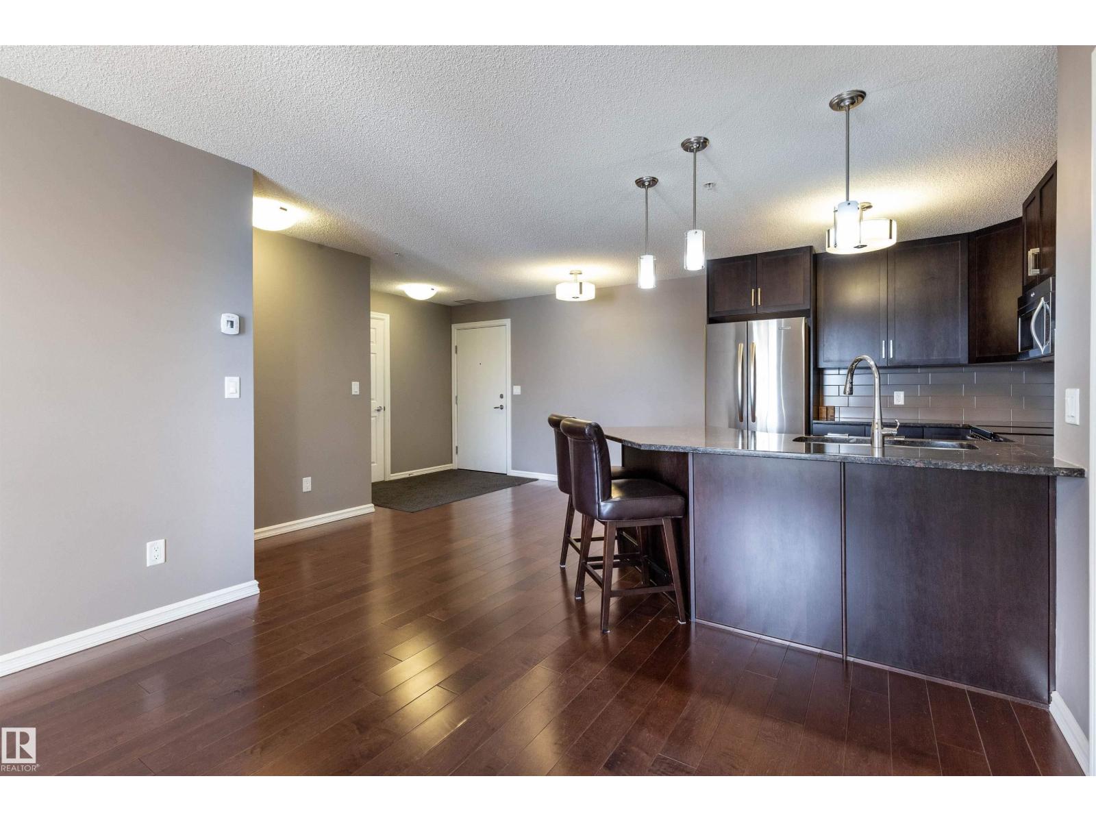 #307 2203 44 AV NW, Edmonton