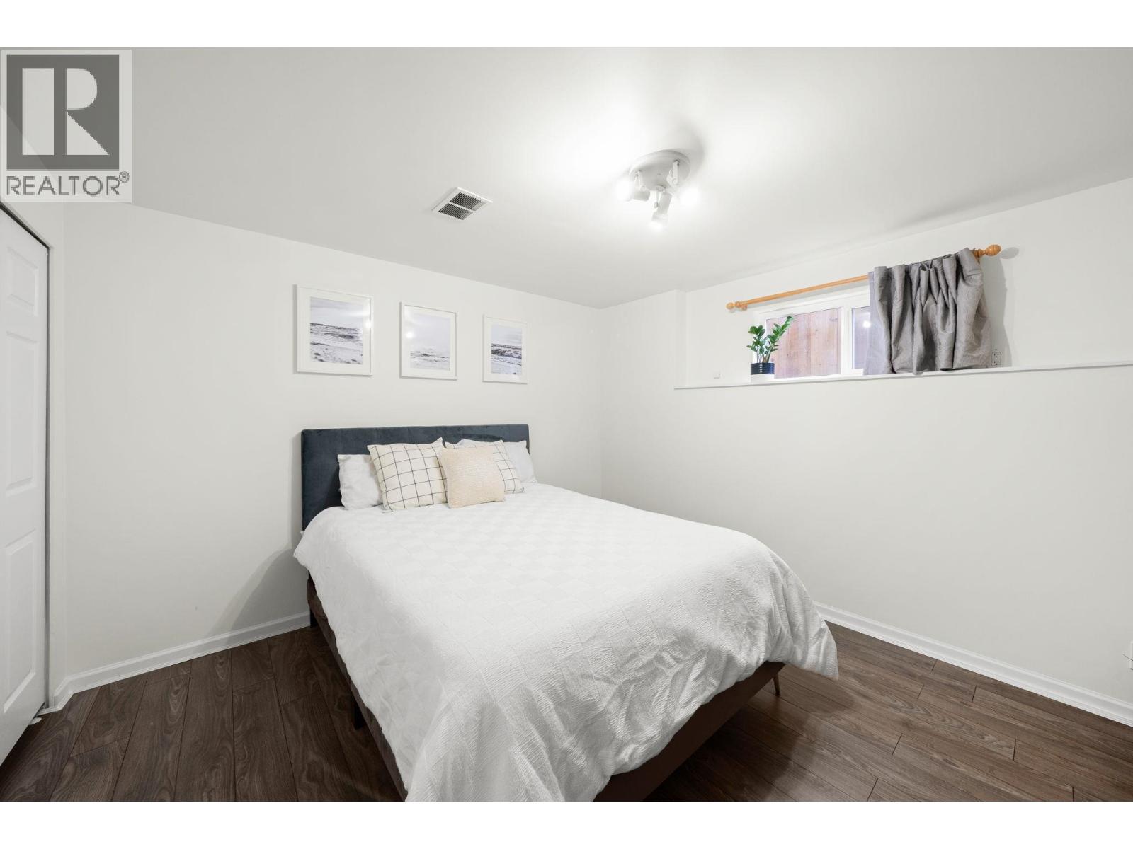 4174 DOLLARTON HIGHWAY, North Vancouver