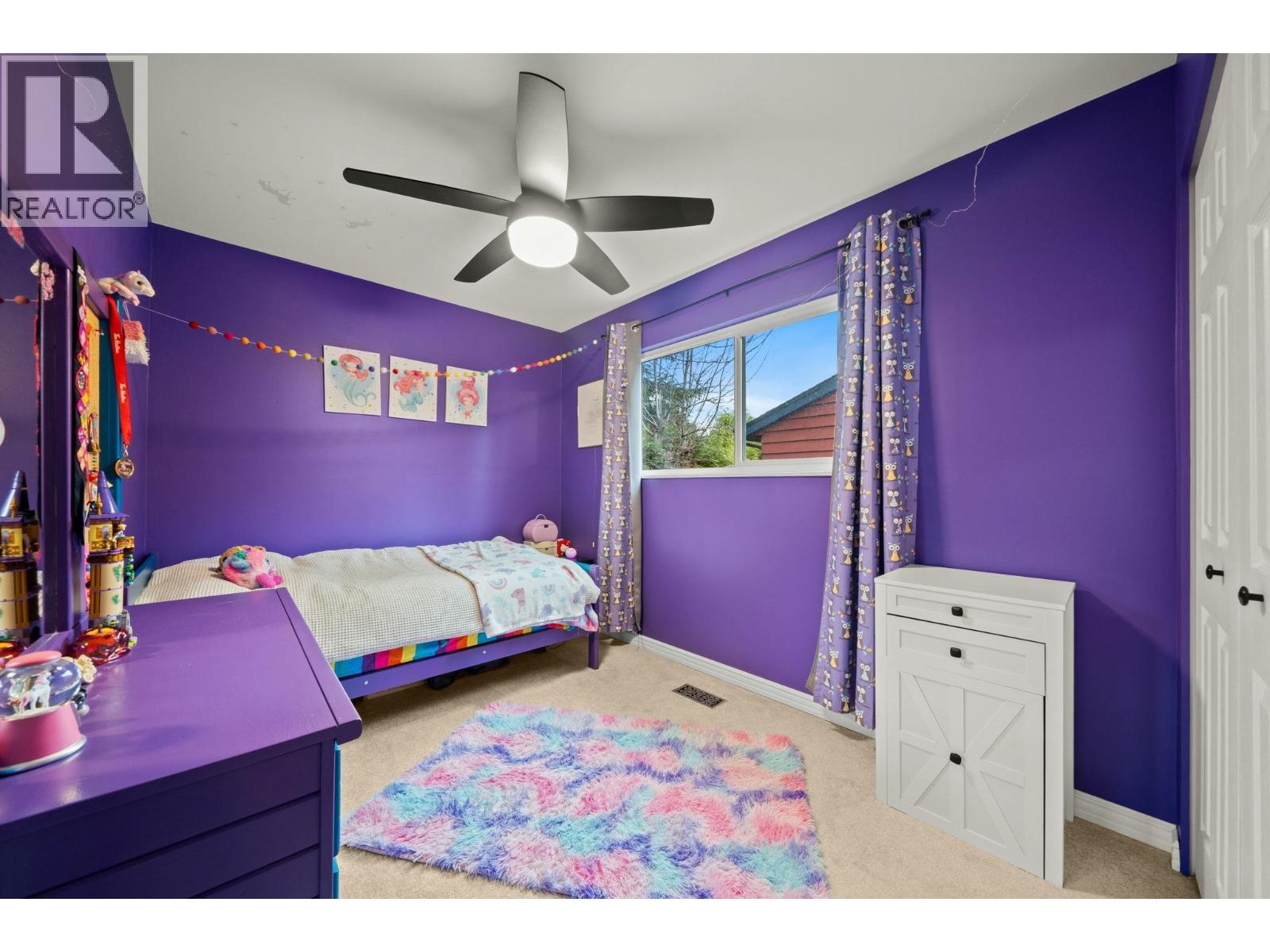 4174 DOLLARTON HIGHWAY, North Vancouver