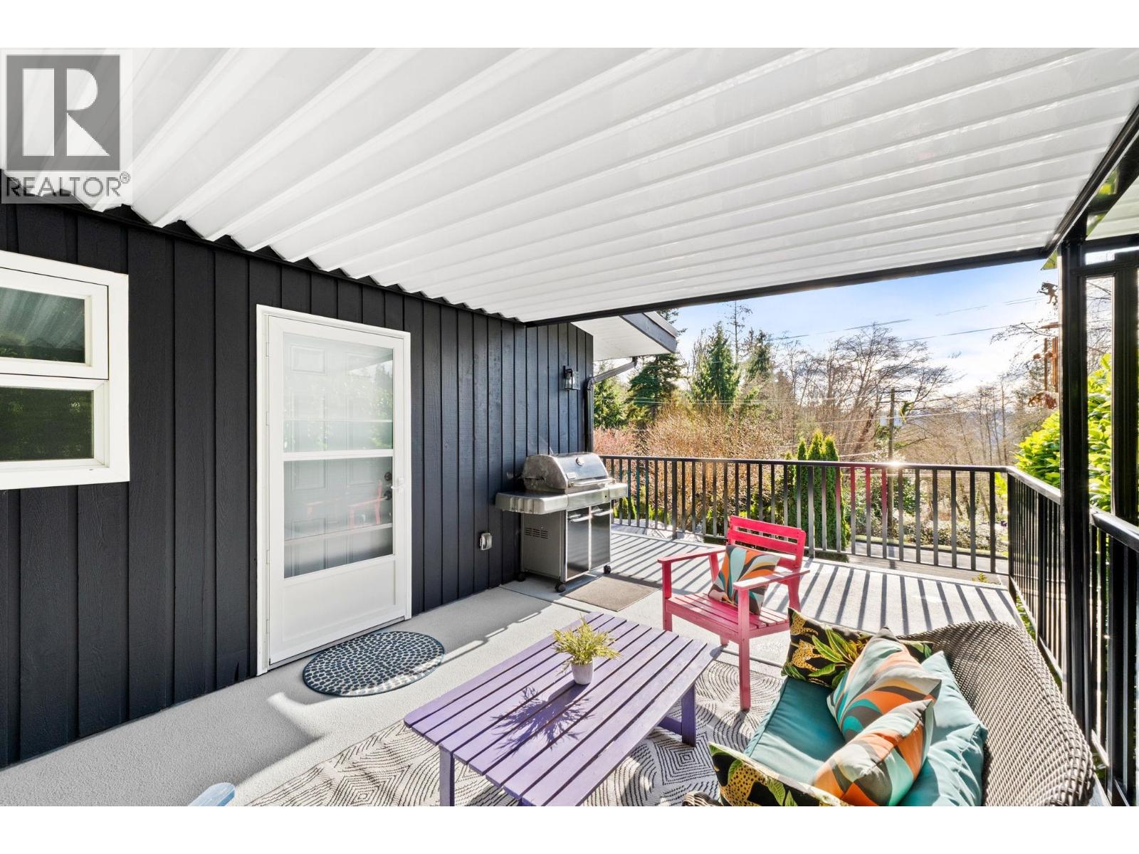 4174 DOLLARTON HIGHWAY, North Vancouver