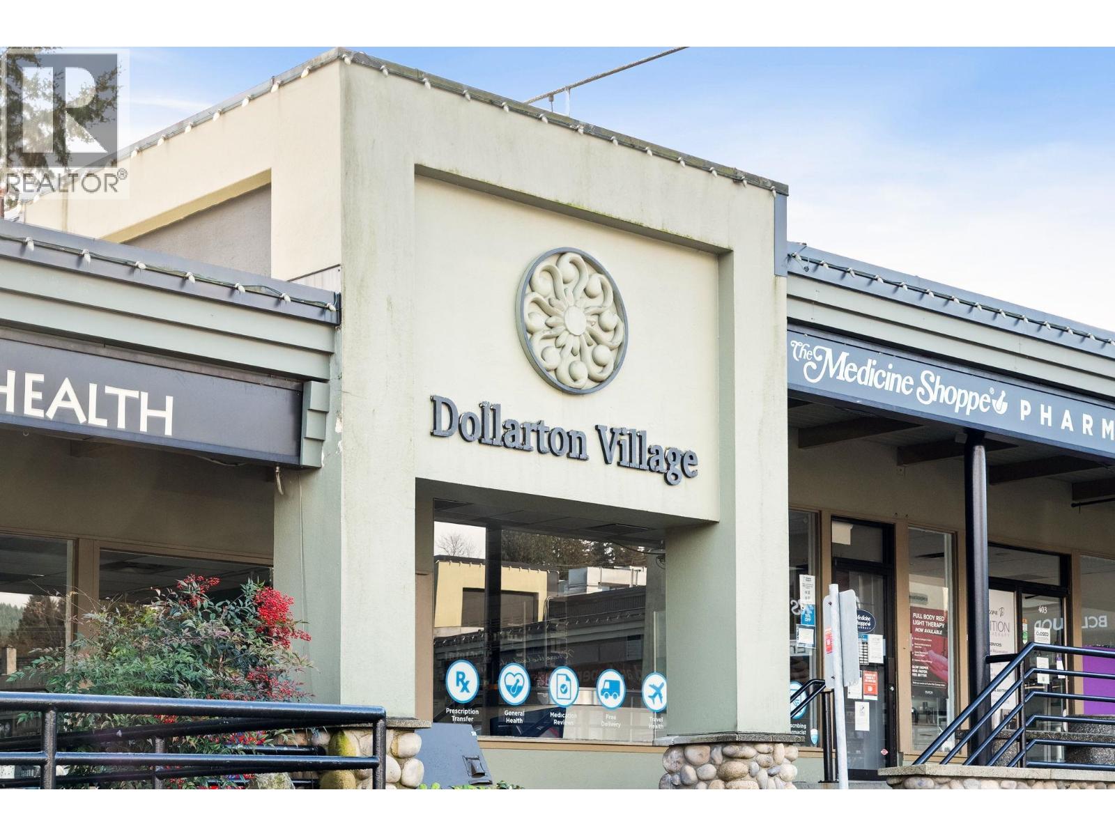 4174 DOLLARTON HIGHWAY, North Vancouver