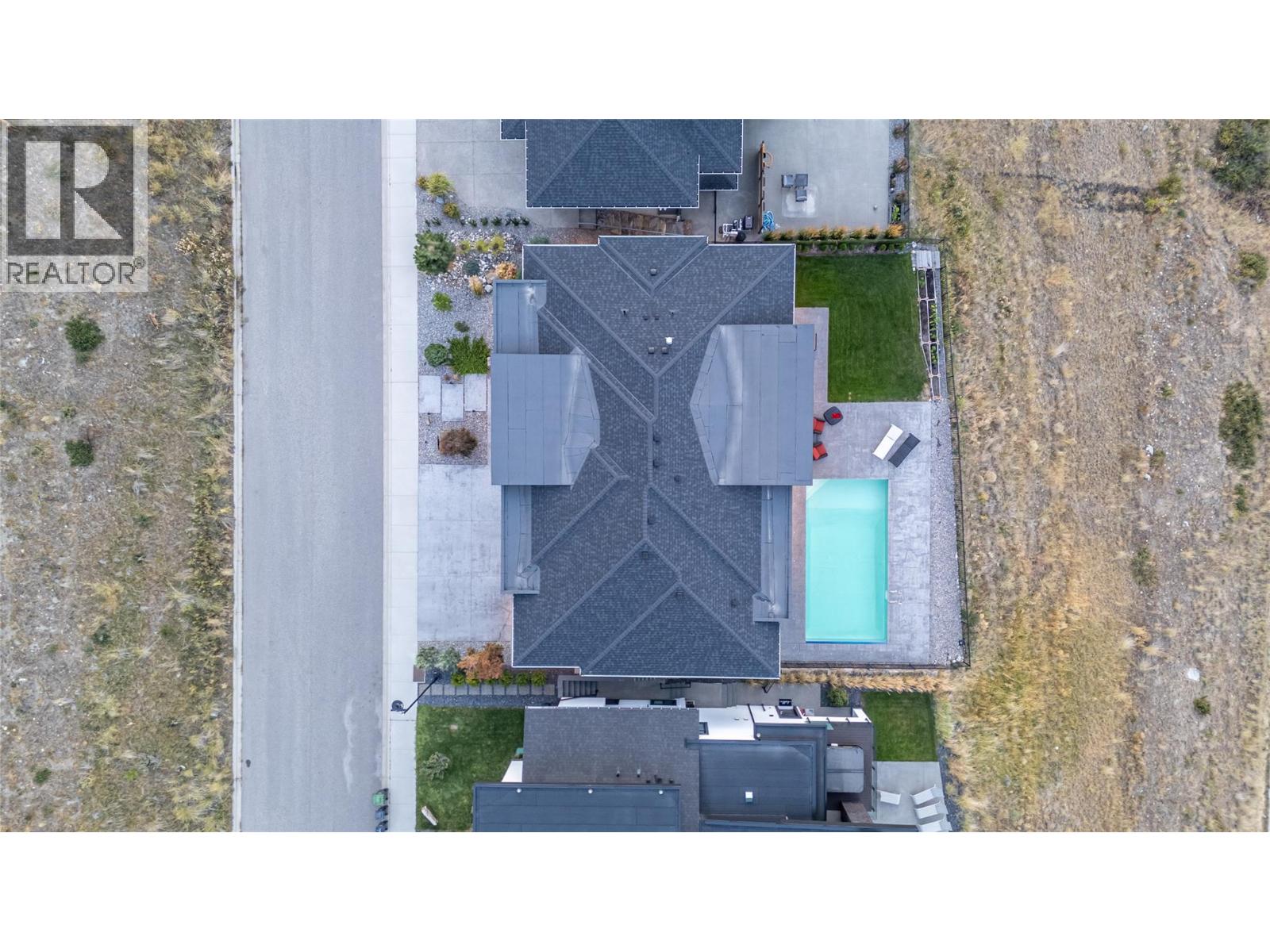  1050 Ledgeview Court, Kelowna