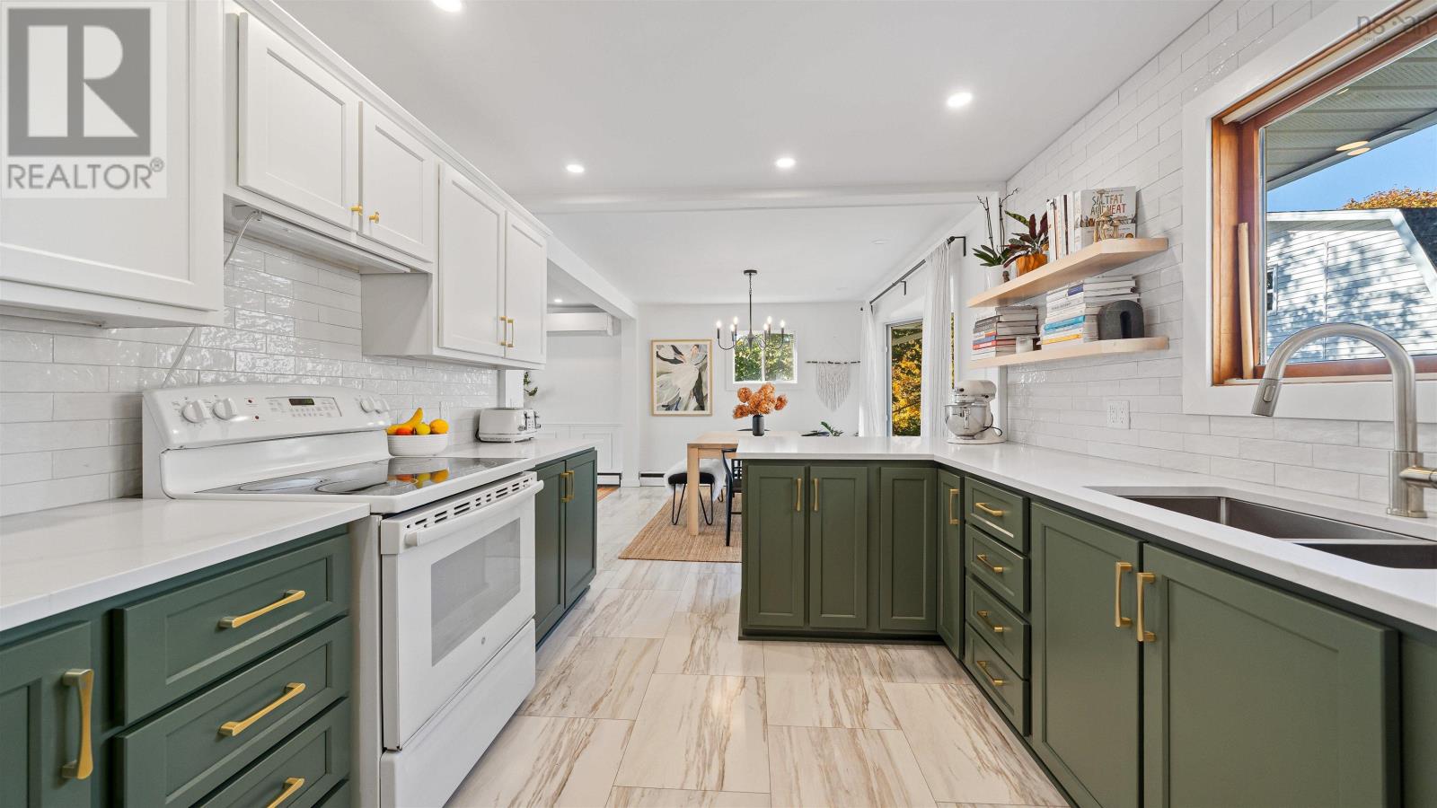 Property 15 of 43 of 417 Wilson Street