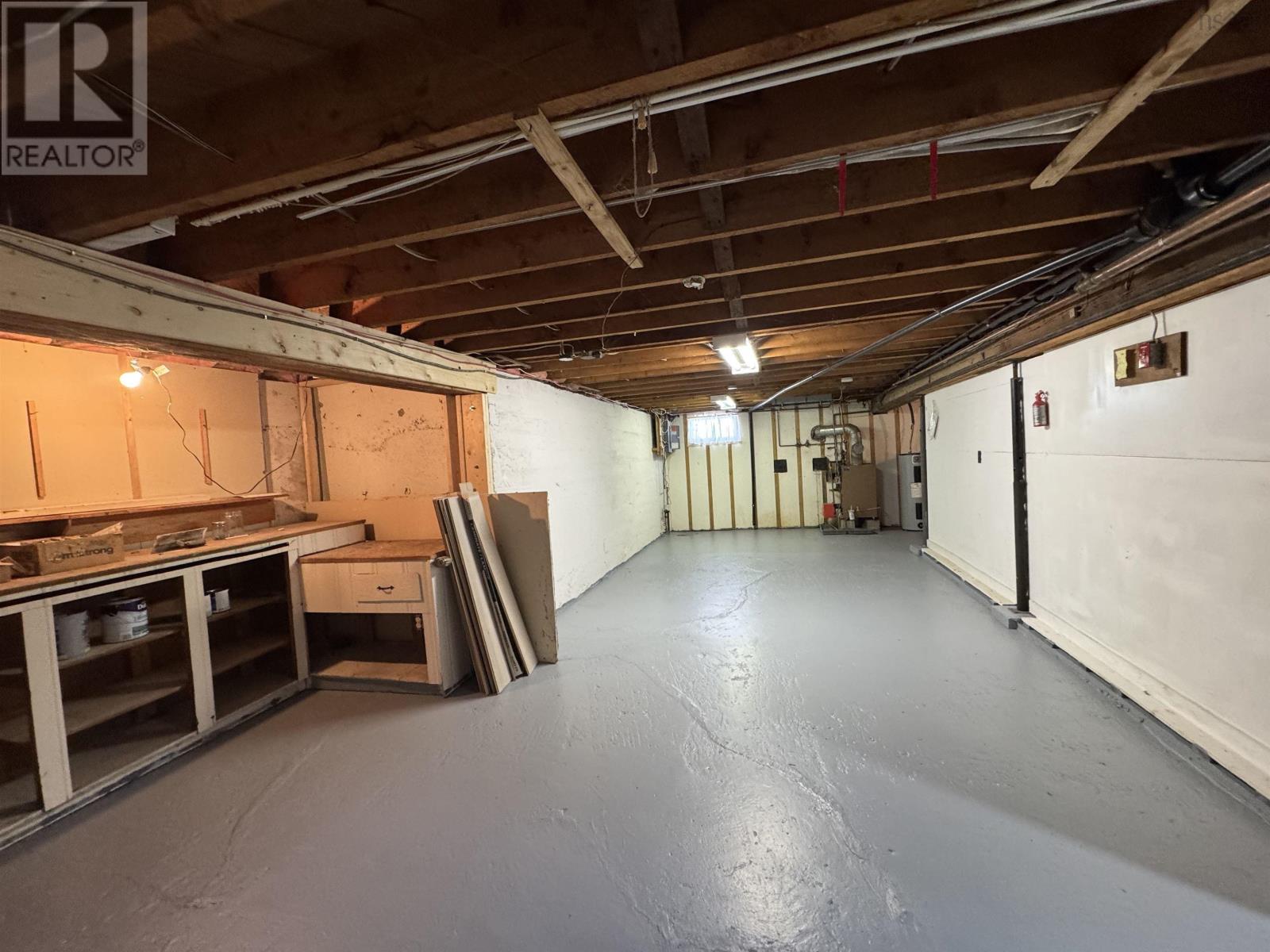 Property 32 of 43 of 417 Wilson Street