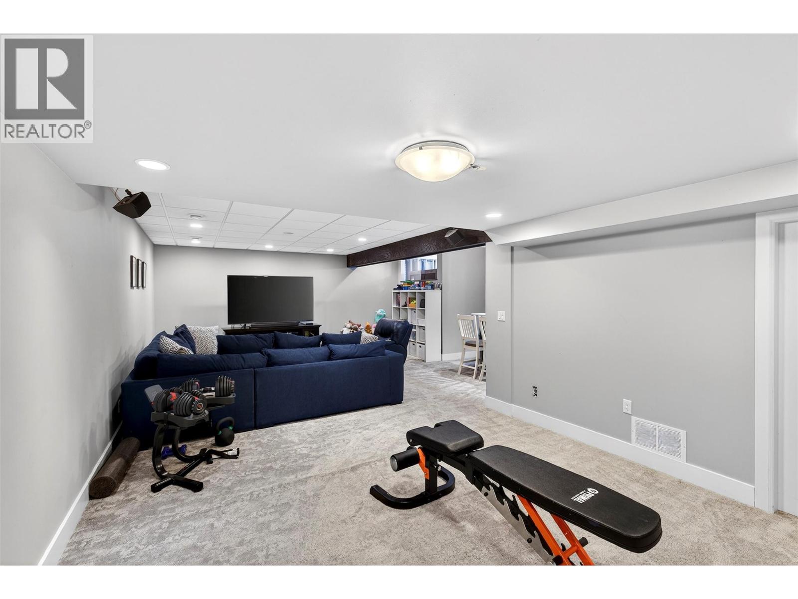 109 2220 Shannon Ridge Drive, West Kelowna