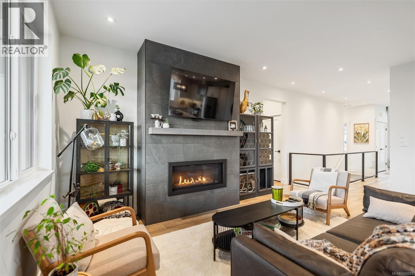 6245 HIGHWOOD DR - 10