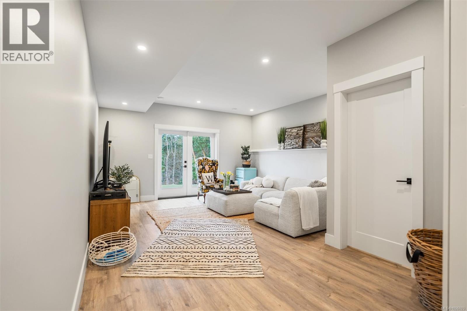 6245 HIGHWOOD DR - 33