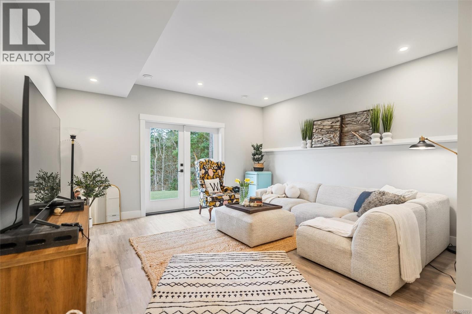 6245 HIGHWOOD DR - 34