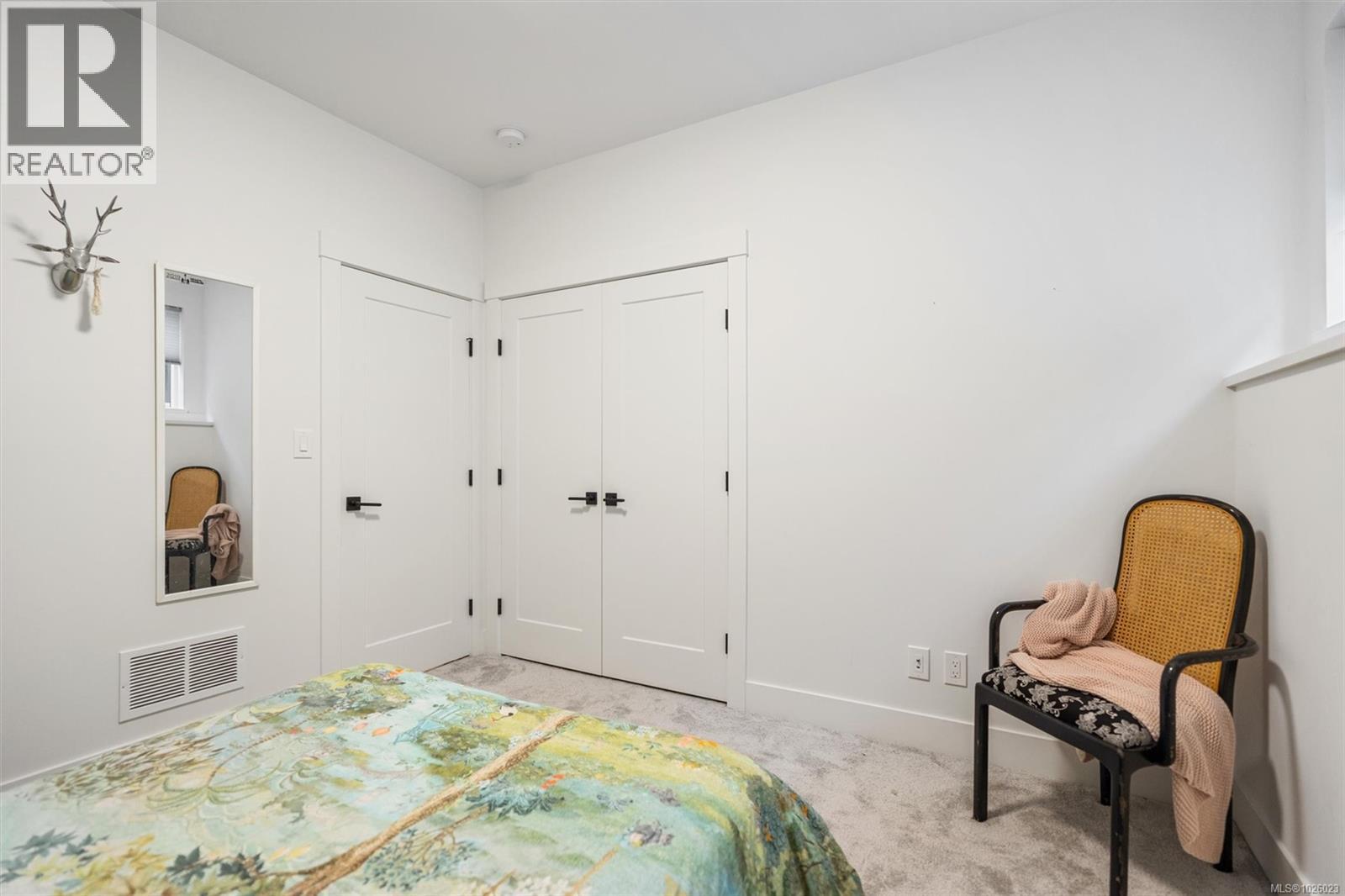 6245 HIGHWOOD DR - 38